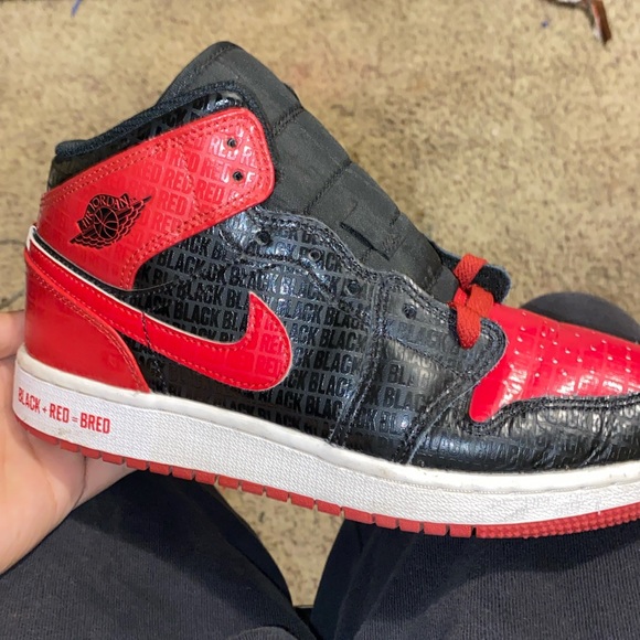 Jordan bread high top size kids black,red